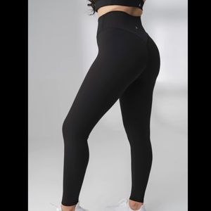 Balance Athletica Black High Waist Leggings M